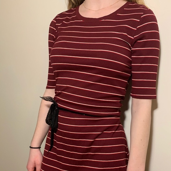 Burgundy Old Navy dress - Picture 3 of 4